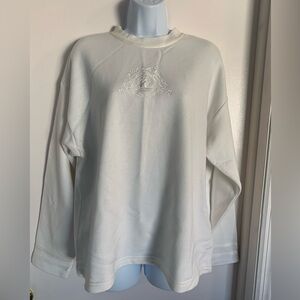 St John NWt women’s winter white sweatshirt size Medium